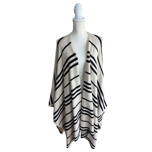 Alice & Olivia Raelyn Striped Poncho Cardigan - Picture 2 of 7